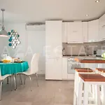 Spectacular Sea Views From Solana 5 Street, Apartment Nerja